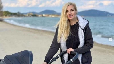 Αγκαλιά με την κόρη της με φόντο το ηλιοβασίλεμα - Η τρυφερή ανάρτηση της Τζούλιας Νόβα