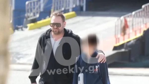 Στη Μύκονο με την οικογένεια του ο Ευάγγελος Χασιώτης