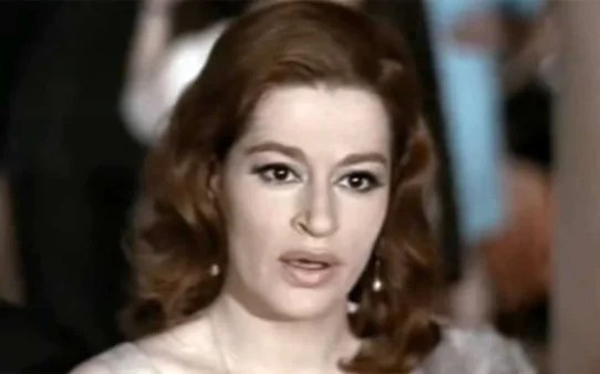Απίστευτη αλλαγή - Έτσι είναι σήμερα στα 82 της η Κατερίνα Χέλμη