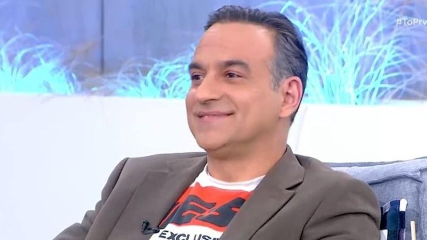 Παίζει