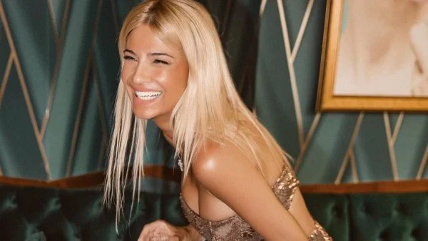 "Τρέλανε" το Instagram το λεοπάρ μαγιό της - Η φωτογραφία της Φαίης Σκορδά με μπικίνι