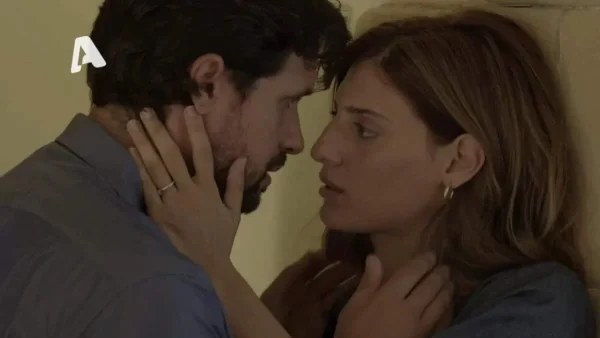 Σασμός: Η μεγάλη στιγμή έφτασε! Κρίσιμες ώρες για Αργυρώ και Αστέρη στο χειρουργείο
