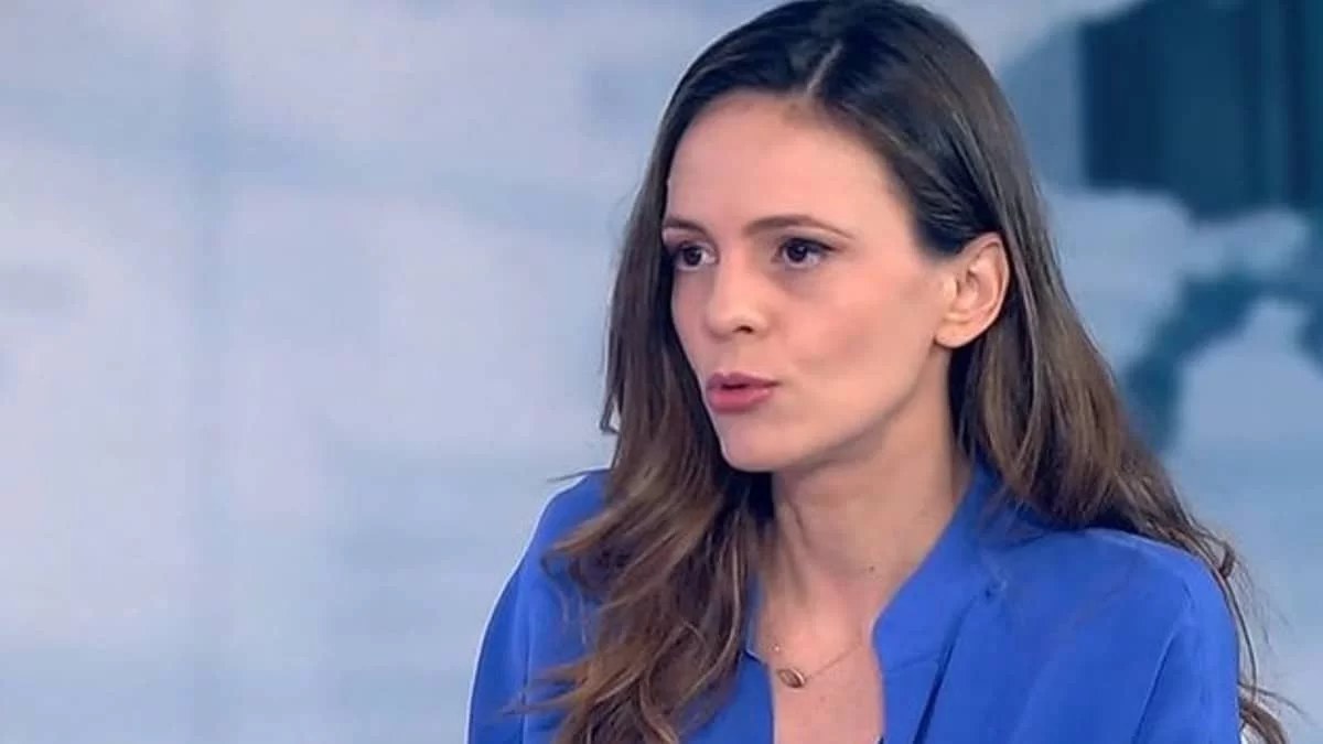 «Ας τους χαλάει τα πρότυπα, δεν πειράζει!» - Η Έφη Αχτσιόγλου ξεσπά με όσα άκουσε για την εξωτερική της εμφάνιση