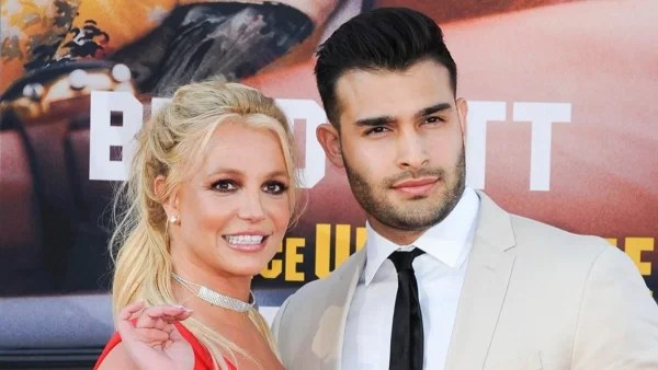 Λάμπουν από ευτυχία η Britney Spears και ο Sam Asghari: Οι τρυφερές αναρτήσεις από τον λαμπερό γάμο τους