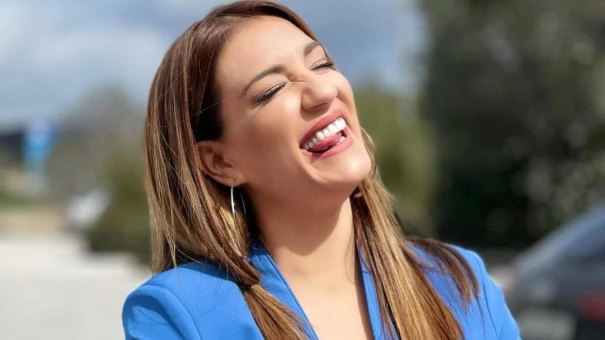 Εκτός από δημοσιογράφος και Tik Toker - Το βίντεο της Ελίνας Παπίλα που έγινε viral