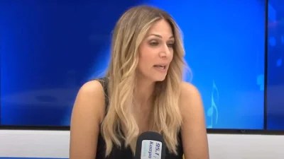 «Τα παλιά τα...» - Η Έλλη Κοκκίνου απαντά για την κόντρα της με την Καίτη Γαρμπή 25 χρόνια μετά
