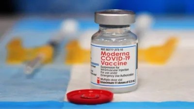 Κορωνοϊός: Έρχεται νέο εμβόλιο της Moderna - Προστατεύει απ’ όλες τις μεταλλάξεις