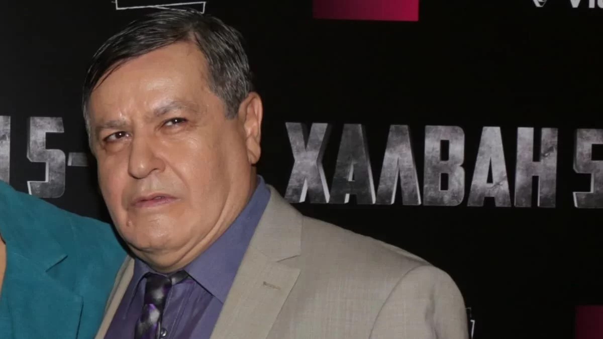 Μελαχρινή και 24 χρόνια μικρότερη - Αυτή είναι η κούκλα σύντροφος του Γιάννη Καπετάνιου