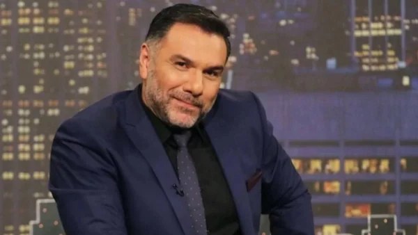 ''Είμαι ο πρώτος που θα το κάνω..." - Η απίστευτη κίνηση του Αρναούτογλου στο The 2night show