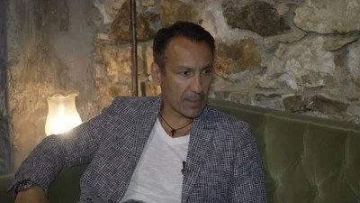 «Δεν κάνεις κάτι τόσο ακραίο να παντρευτείς για...» - Ο Ίμβριος σπάει τη "σιωπή" του για το γάμο του με τη Γερμανού