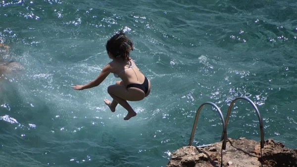 Καιρός (3/6): Στα ύψη και σήμερα η θερμοκρασία - Μέχρι πού θα φτάσει ο υδράργυρος