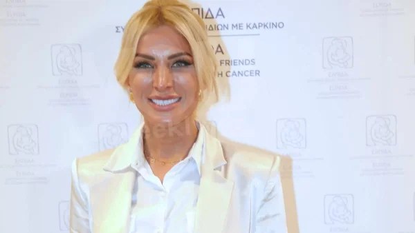 Η Κατερίνα Καινούργιου πόζαρε με μαγιό και προκάλεσε αναστάτωση στο instagram