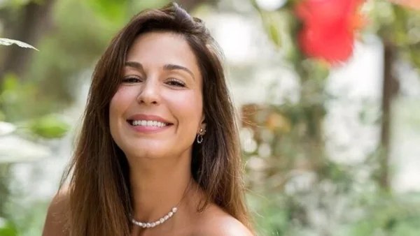 Κατερίνα Παπουτσάκη: Στα 43 της έχει κορμί - φέτες που θα ζήλευε η κάθε 20άρα