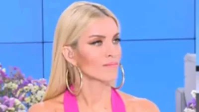 ''Άγριο'' ξέσπασμα - Η Καινούργιου παραδέχτηκε τις πλαστικές της στον αέρα του Super Κατερίνα