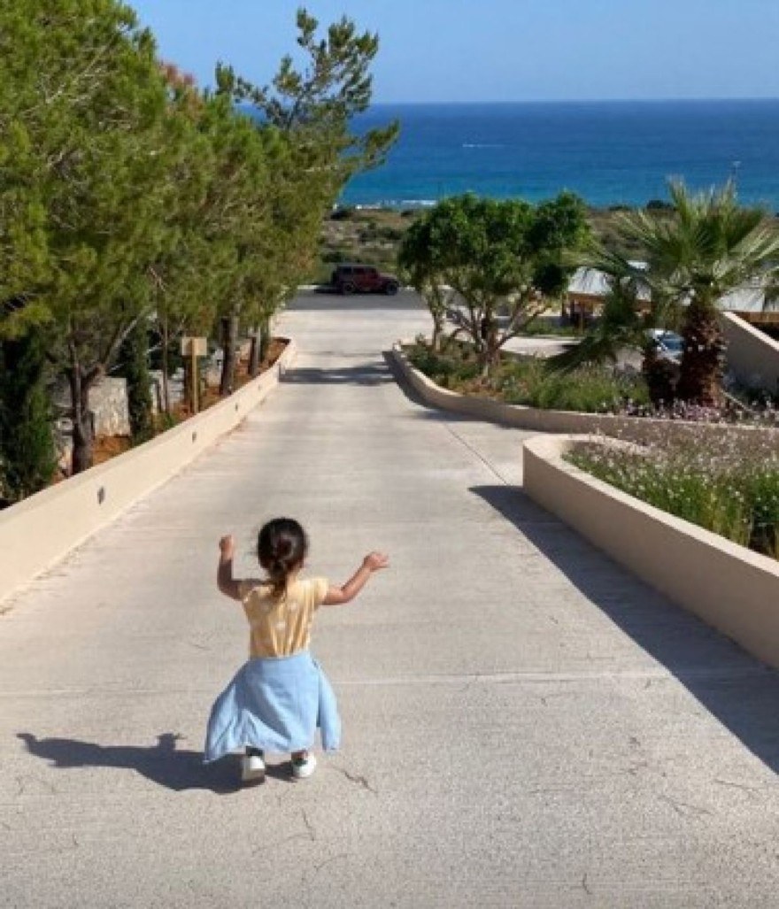 Η κόρη της Νικολέττας Ράλλη