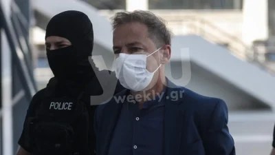 Δίκη Λιγνάδη: Φανερά καταβεβλημένος - Έτσι κατέφτασε ο σκηνοθέτης στo Μικτό Ορκωτό Δικαστήριο