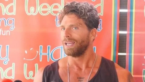 To ασύλληπτο άδειασμα του Μανίκα σε Light και Snik - «Την επόμενη μέρα του τσακωμού ανέβασαν...»