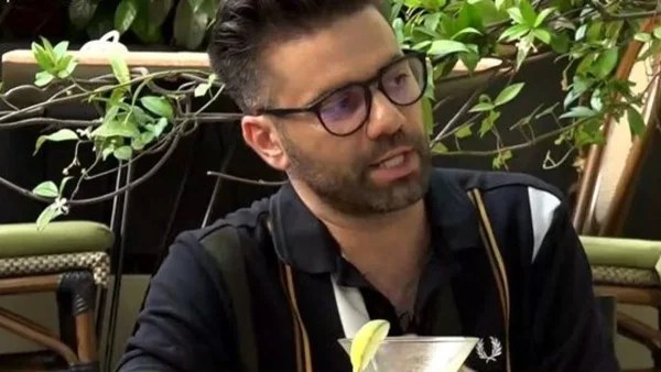 «Είχα δεχτεί να παρουσιάσω μόνος αλλά και με τη Σίσσυ...» - Ο Θοδωρής Μαραντίνης αποκαλύπτει πρώτη φορά τις τηλεοπτικές προτάσεις