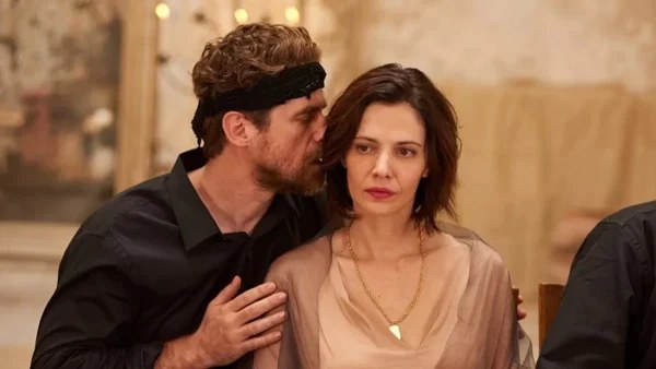 Σασμός: Η Βασιλική ντύθηκε νυφούλα - Φωτογραφικό υλικό από το γάμο της χρονιάς πριν παιχτεί στην τηλεόραση