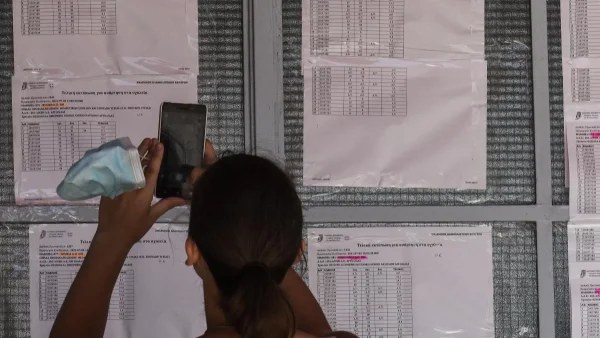 Πανελλήνιες 2022: Πρεμιέρα για τους μαθητές του ΕΠΑΛ με τα Νέα Ελληνικά