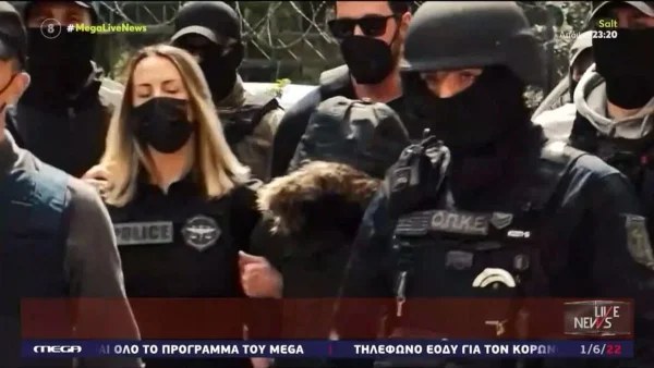 Πάτρα: Στα social media έδειχναν αγαπημένοι η Ρούλα και ο Μάνος - Στα μηνύματα ήταν «στα μαχαίρια»