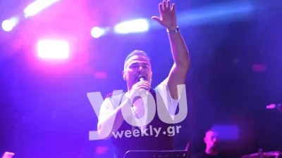 Τα κουμπαράκια μαζί - Η Μπεκατώρου και η Υβόννη στα παρασκήνια της συναυλίας του Ρέμου