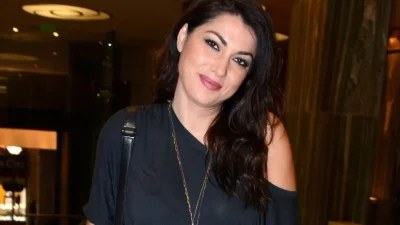 «Σπάνια απαντώ σε σαπίλες του δικτύου» - Το ξέσπασμα της Ρένεση σε σχόλιο για τον πατέρα του παιδιού της
