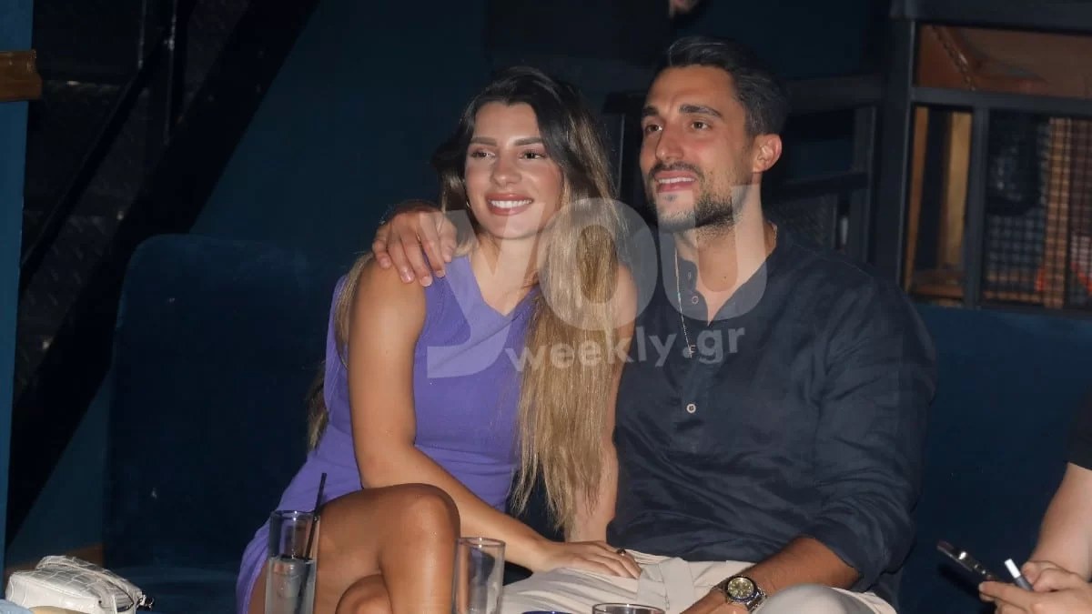 Είχε βάλει τα πόδια της πάνω του - Ο Κατσούλης και η Ρουμελιώτη πιο ερωτευμένοι από ποτέ στα μπουζούκια