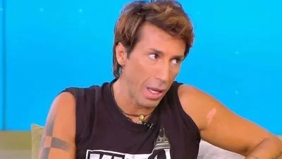Τα πήρε ο Εμμανουήλ που τον "σύγκριναν" με την Βρισηίδα - «Ο βασιλιάς των social είμαι εγώ!»