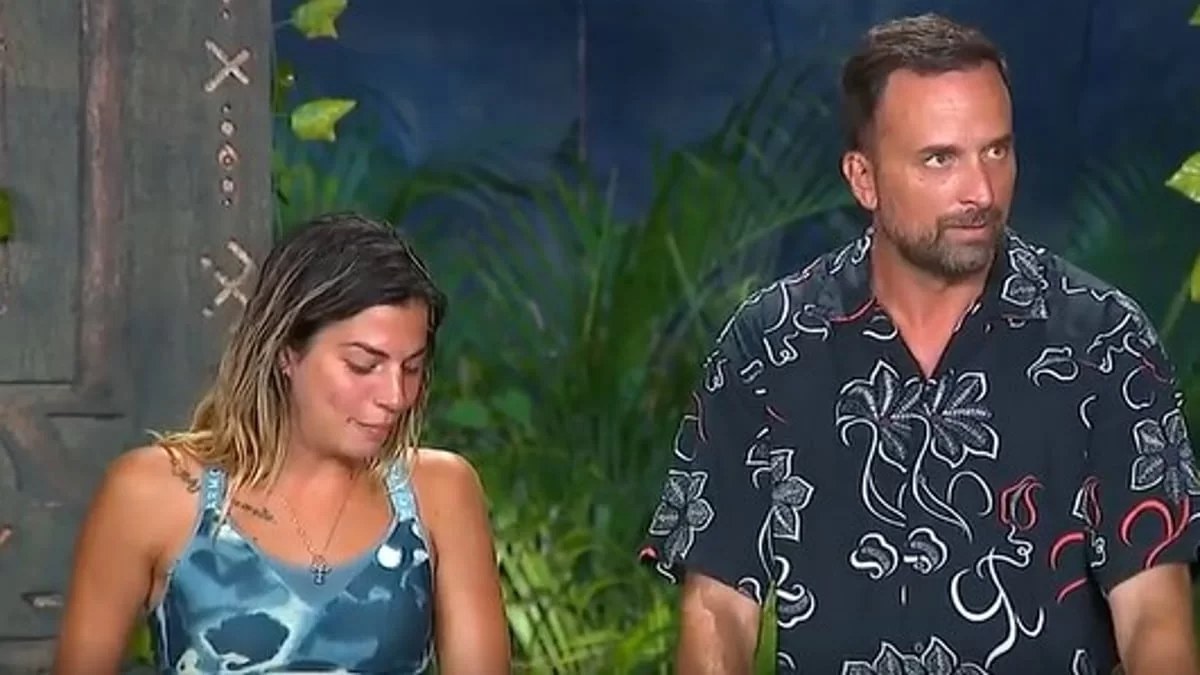 Survivor 5: «Ακούμε κάποιους ήχους από τα αγόρια...» - Για ποιους "χτυπά" την καμπάνα η Σταυρούλα