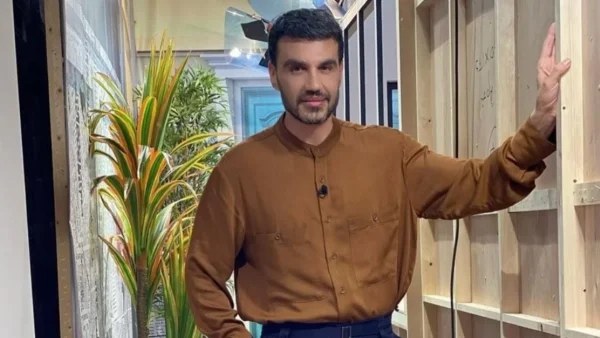 Παντελής Τουτουντζής: Στο Athens Pride της «άνευ όρων διαφορετικότητας» αγκαλιά με τα παιδιά του