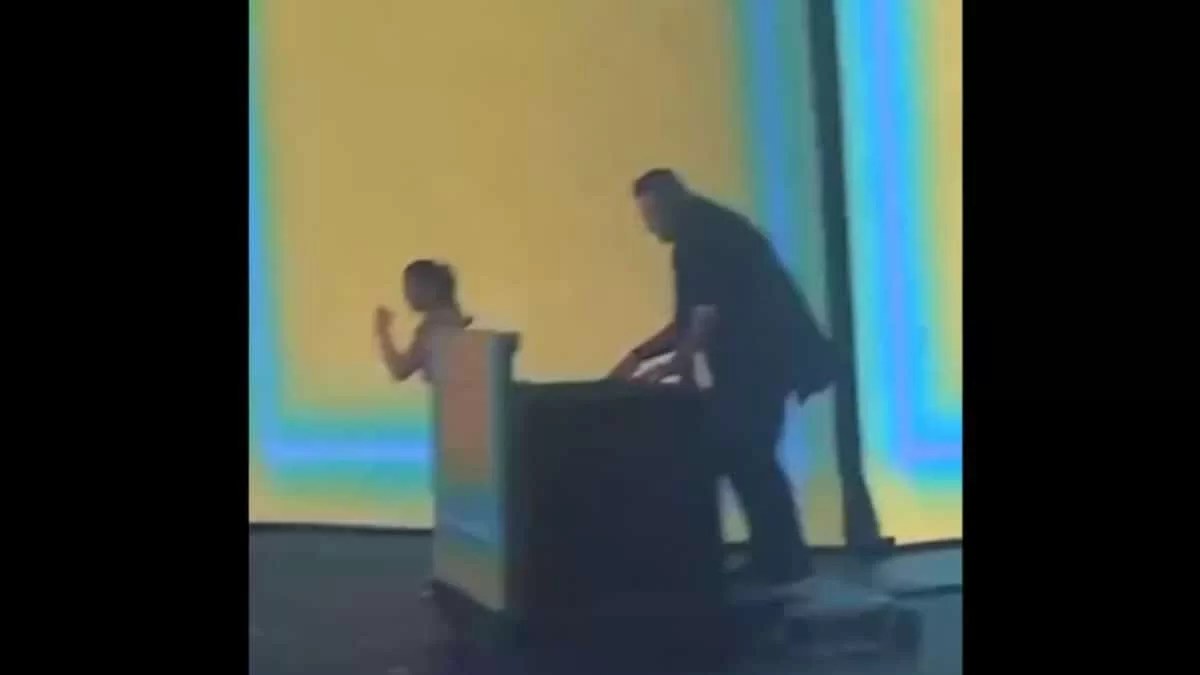 Mad VMA 2022: «Η μουσική του DJ Valentino δεν υπάρχει» - Το viral βίντεο που τον δείχνει χωρίς κονσόλα
