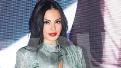 Πανευτυχής η Δήμητρα Αλεξανδράκη - Τα εντυπωσιακά γενέθλιά με τις φίλες της