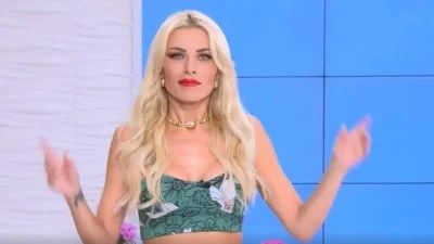 Παραλίγο και θα τα βλέπαμε όλα! Γλύτωσε στο παρά τσακ η Καινούργιου να μην γίνει "ατύχημα"