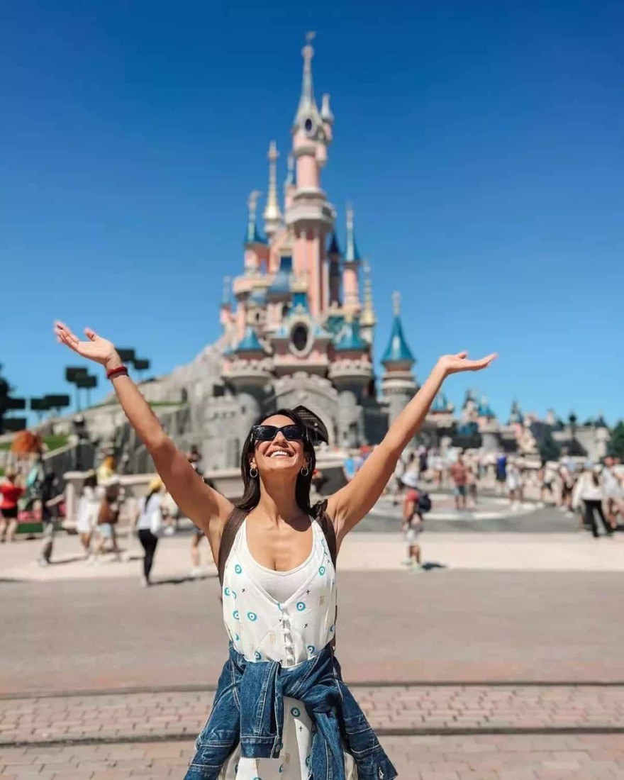 Η Ευγενία Σαμαρά στη Disneyland