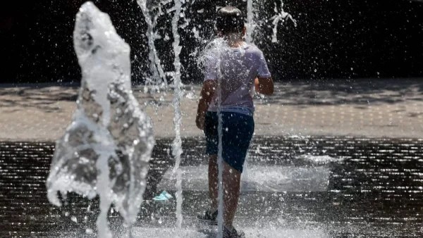 Καιρός: Επικίνδυνο «κοκτέιλ» τα επόμενα 24ωρα - Τι θα συμβεί με τις υψηλές θερμοκρασίες στην χώρα;