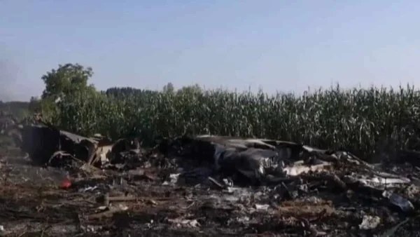 Αεροσκάφος Καβάλα: Με ελεγχόμενες εκρήξεις επιχειρούν την απομάκρυνση πυρομαχικών και συντριμμιών