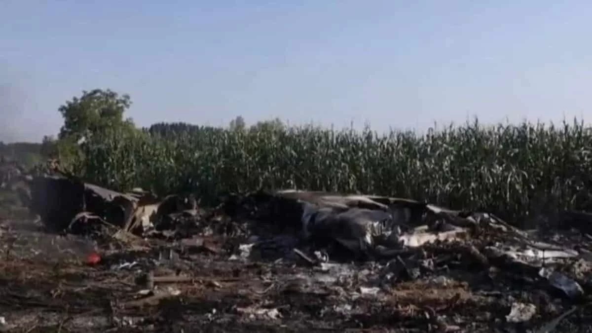 Αεροσκάφος Καβάλα: Με ελεγχόμενες εκρήξεις επιχειρούν την απομάκρυνση πυρομαχικών και συντριμμιών