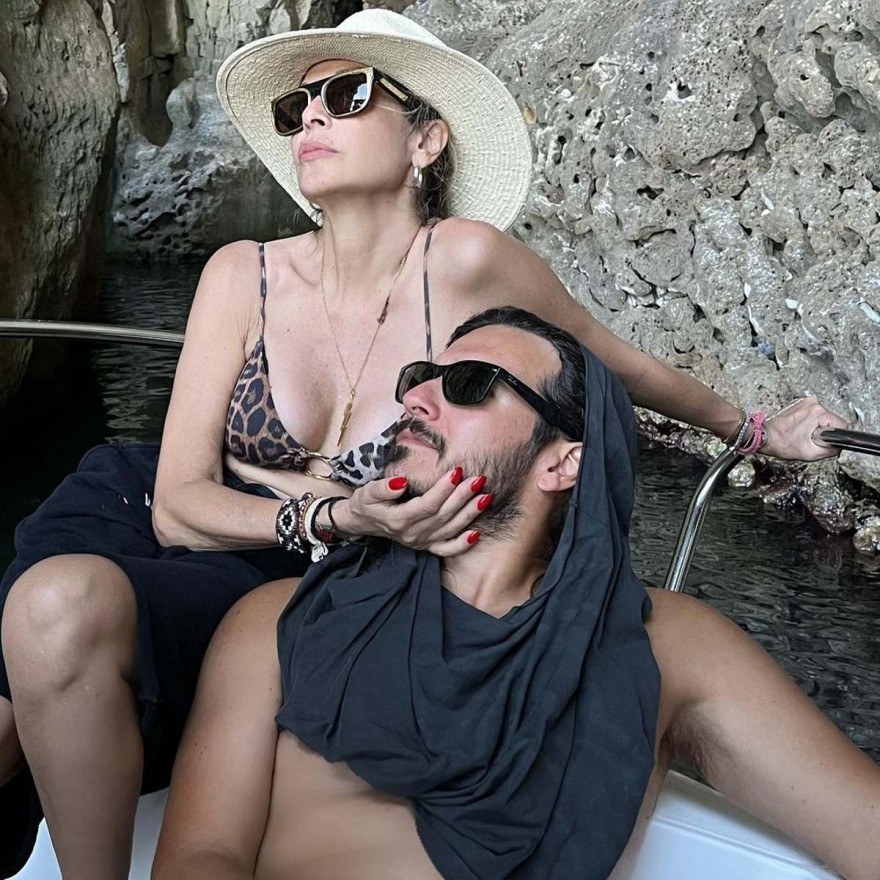 Βίσση με παρέα