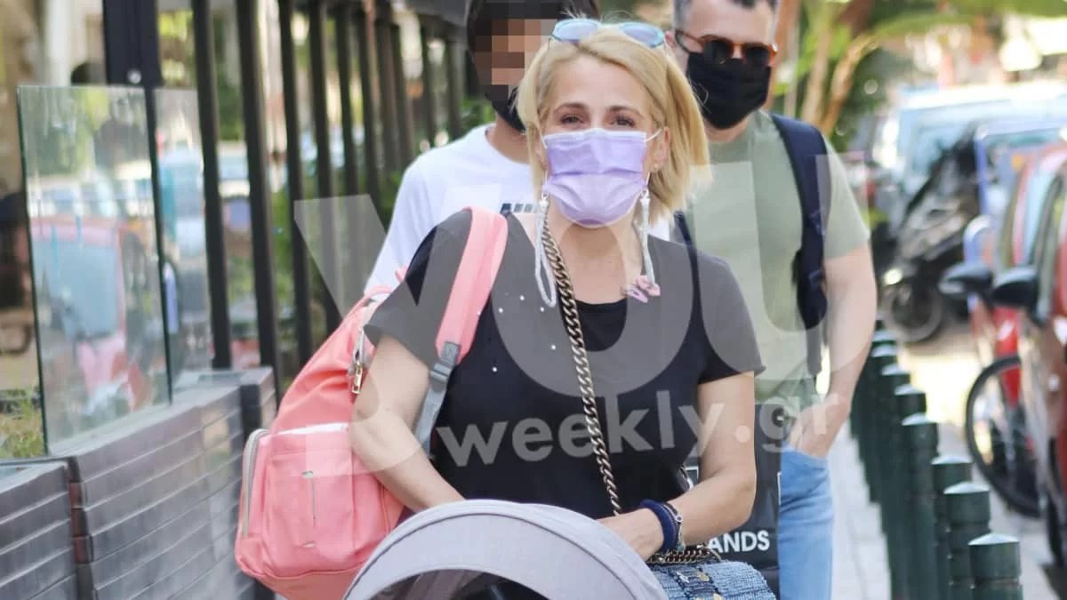 Τρομακτικά ίδιες - Η συγκινητική ανάρτηση της Τζένη Μπότση με την μαμά και την κορούλα της