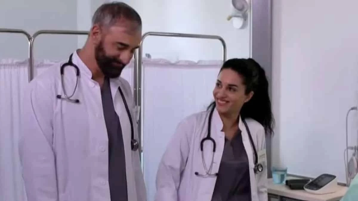 Κλινική: Ένα υπέρβαρο μοντέλο με όγκο στο στομάχι θα φέρει την Κατερίνα και τον Νικόλα κοντά