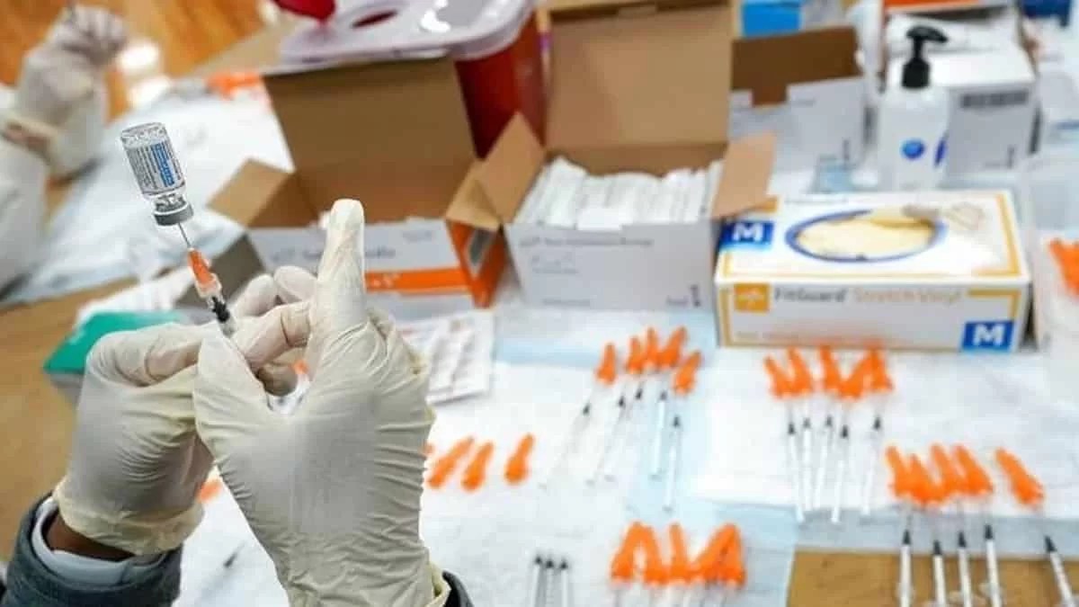 Παγκόσμιος συναγερμός: Kένταυρος - Η νέα "φονική" υποπαραλλαγή του κορωνοϊού από την Ινδία