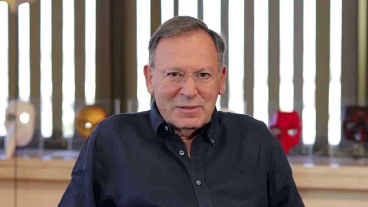 ''Yπάρχει ένας µιµητισµός, ό,τι έβαλε µια γυναίκα πάει και η άλλη...'' - o Aνδρέας Φουστάνος αποκαλύπτει για τις πλαστικές επεμβάσεις