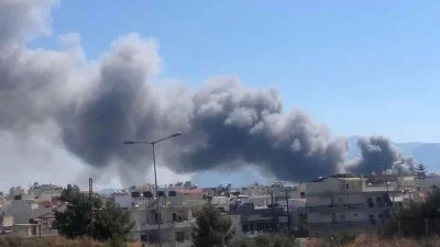 Φωτιά σε εξέλιξη στον Καρτερό στο Ηράκλειο Κρήτης