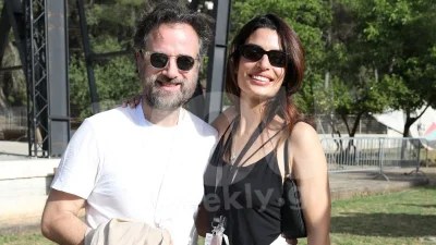 Ο Κωστής Μαραβέγιας δέχθηκε πρόταση γάμου και όχι από την Τόνια Σωτηροπούλου - Η ξεκαρδιστική αντίδραση του τραγουδιστή