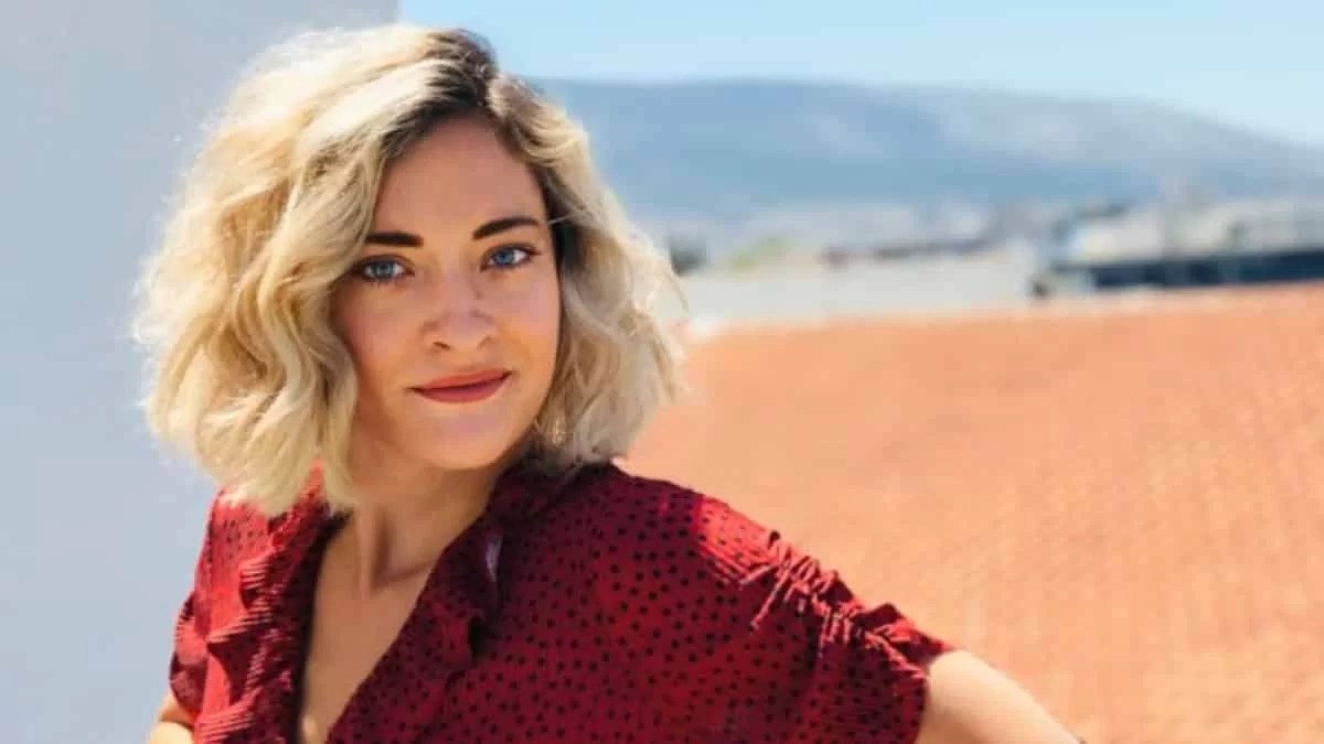 Ναταλία Αργυράκη: Η μοναδική φωτογραφία της συνεργάτιδας της Γερμανού με μαγιό από τα Φαλάσαρνα