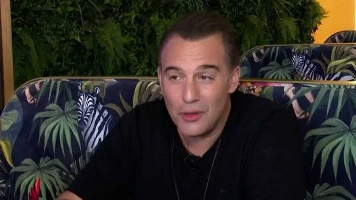 «Είχα κακές συνεργασίες, όταν μου χαμήλωναν το μικρόφωνο...» - Ξεσπά ο Θάνος Τζάνης για τις δυσκολίες στην καριέρα του