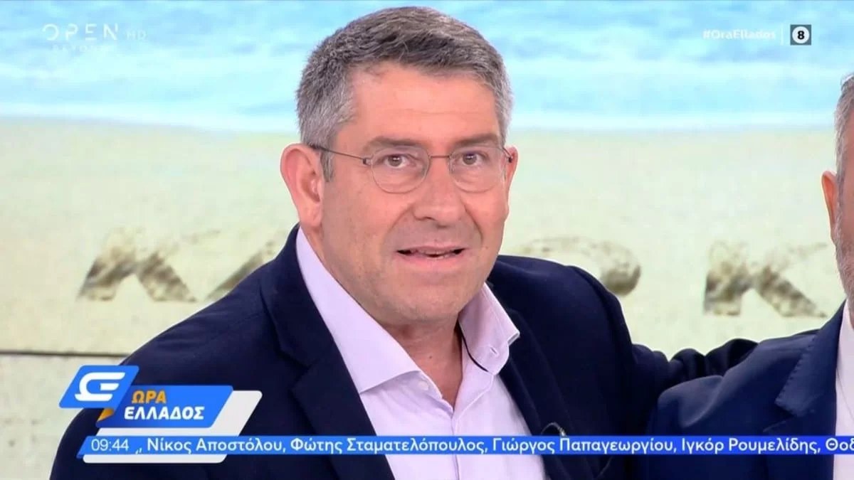 Αυλαία για το «Ώρα Ελλάδος» και τον Παυλόπουλο - Η συγκινητική έκπληξη που του ετοίμασαν τα παιδιά του