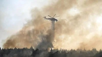 Μεγάλη φωτιά στο Πόρτο Κατσίκι στην Λευκάδα