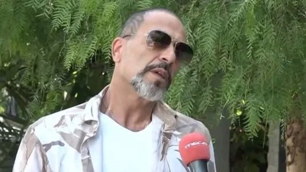 «Πόσο χαίρομαι που ο Θεός με...» - Η σπάνια φωτογραφία του Βαλάντη με τον πατέρα του που δεν είχαμε δει ως τώρα